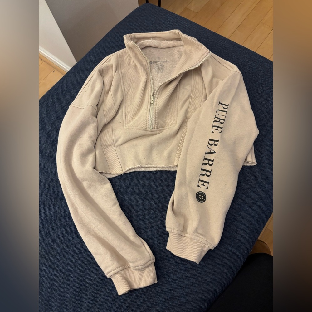 Pure Barre cropped jacket (small)